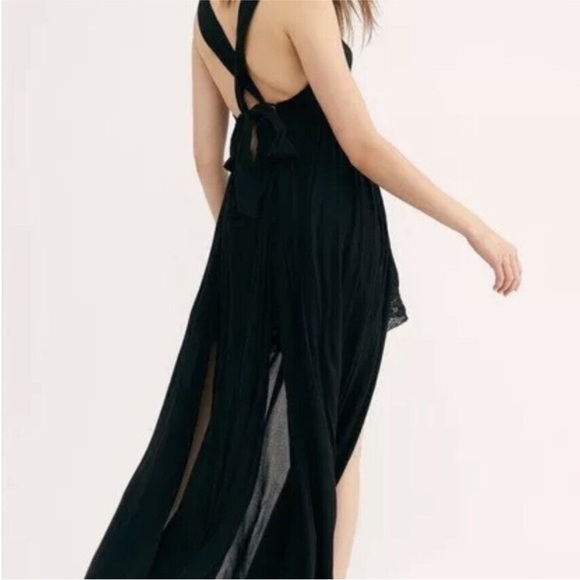 Free People Dresses & Skirts - NWT Free People Endless Summer Strong Statement Maxi Dress Black size small